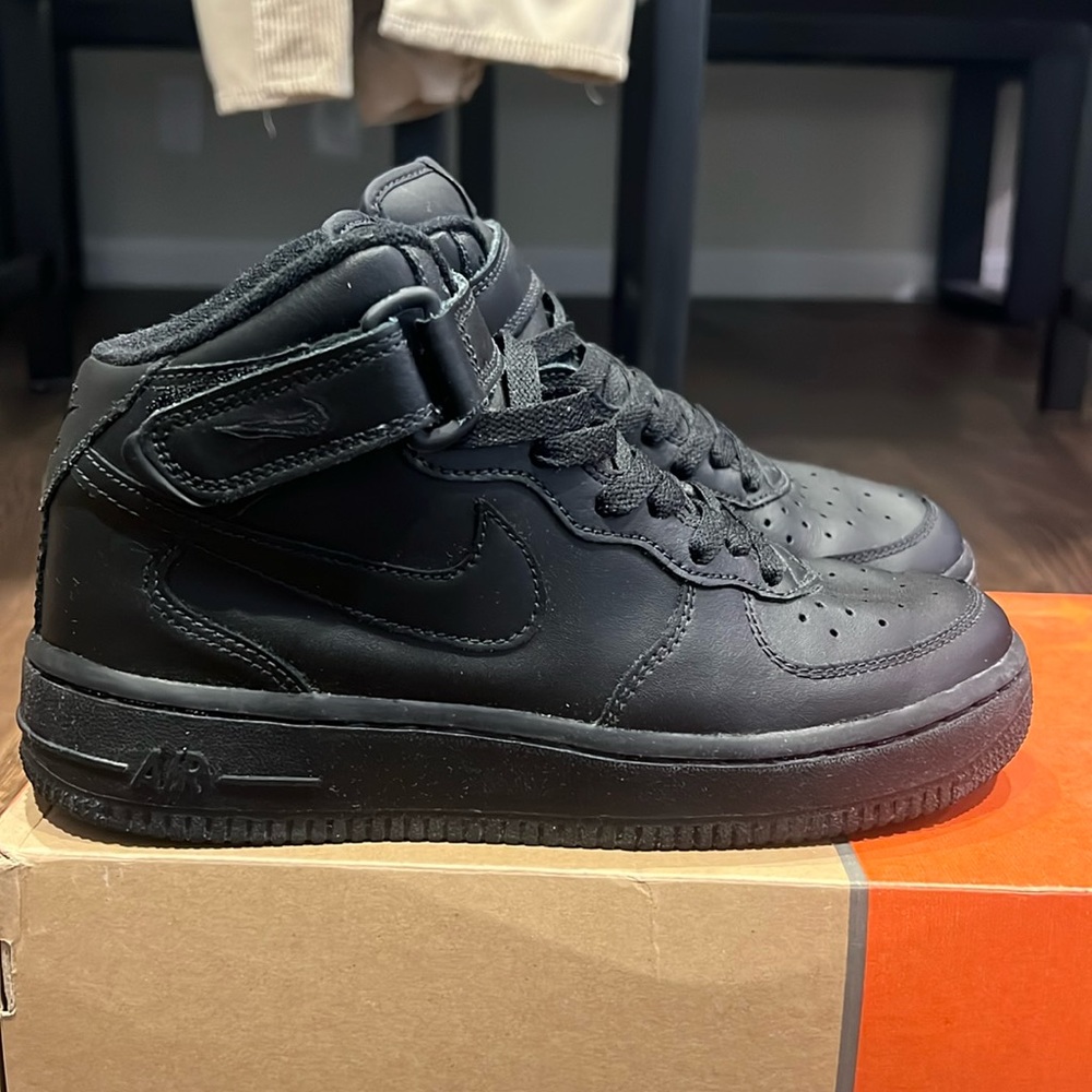Nike Air Force 1 mid youth
